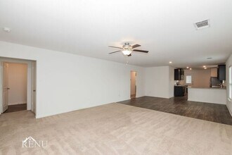 17013 Dusty Boots Ln in Elgin, TX - Building Photo - Building Photo