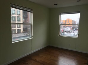 1510 14th Ave-Unit -B in Seattle, WA - Building Photo - Building Photo