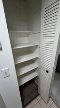7800 Camino Real, Unit H410 in Miami, FL - Foto de edificio - Building Photo