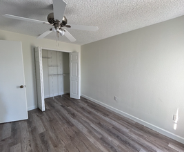 7448 Mitchell Ranch Rd in New Port Richey, FL - Building Photo - Building Photo