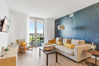 2602 E Hallandale Beach Blvd, Unit ID1227295P in Hallandale Beach, FL - Foto de edificio - Building Photo