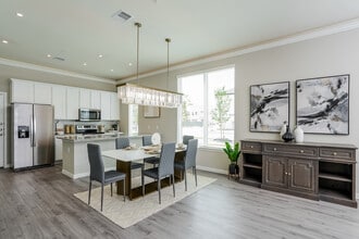 Enclave at Mason Creek in Katy, TX - Foto de edificio - Building Photo