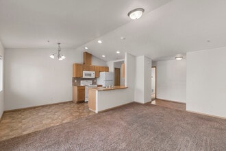 Barker Ridge in Spokane Valley, WA - Building Photo - Building Photo