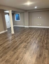 464 Village Creek Dr in Lake In The Hills, IL - Building Photo - Building Photo