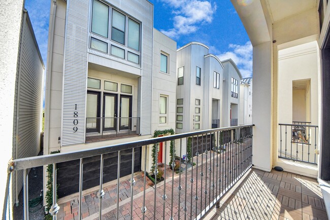 property at 1831 Dart St