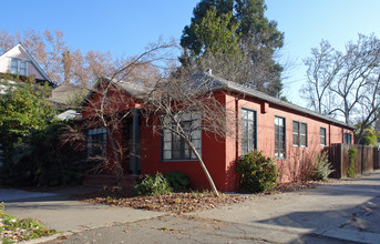 611-615 17th St in Sacramento, CA - Building Photo - Building Photo