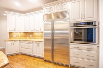 27 Mellon Rd in Wellesley, MA - Building Photo - Building Photo