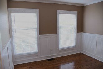 2138 Stirrup Ln in Wheaton, IL - Building Photo - Building Photo
