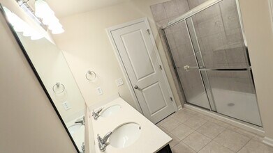 124 Bison Park Dr in Garner, NC - Building Photo - Building Photo