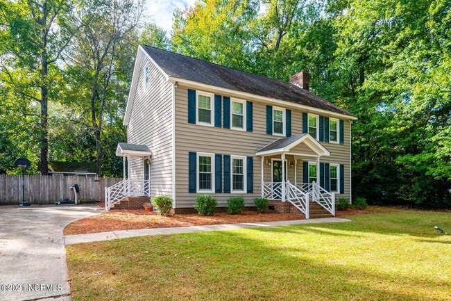 605 Winstead Rd in Greenville, NC - Building Photo - Building Photo