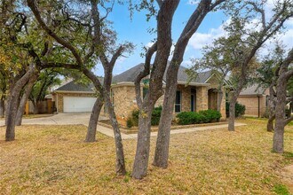17000 Ennis Trail in Austin, TX - Foto de edificio - Building Photo