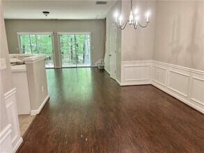 3647 Postwaite Cir NW in Duluth, GA - Foto de edificio - Building Photo