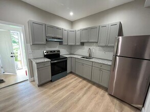 2314 S 66th St in Philadelphia, PA - Building Photo - Building Photo