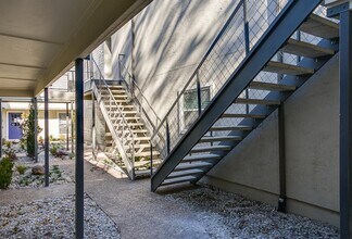 2902 Douglas Ave-Unit -101 in Dallas, TX - Building Photo - Building Photo