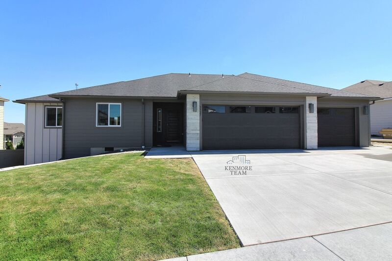 5527 W 32nd Ave in Kennewick, WA - Building Photo