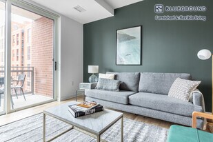 360 H St NW in Washington, DC - Building Photo