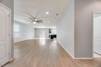 9004 Blackstone Dr in Providence Village, TX - Building Photo - Building Photo