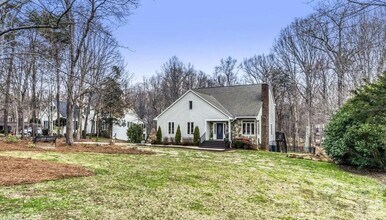 120 Tall Oak Dr in Mooresville, NC - Building Photo - Building Photo