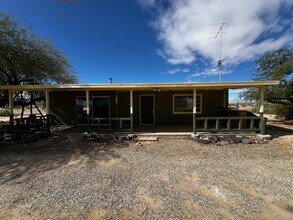 82975 Sullivan Rd in Twentynine Palms, CA - Building Photo - Building Photo