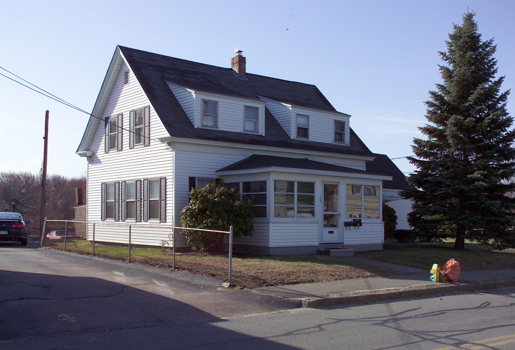 155 School St in Taunton, MA - Building Photo