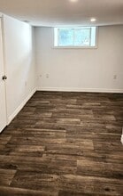 8 Wellington St in Bowmanville, ON - Building Photo - Building Photo