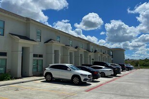 1010 Monaco Blvd in Laredo, TX - Building Photo