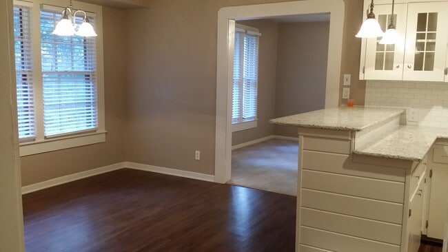 917 N 11th St in Temple, TX - Building Photo - Building Photo