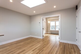 99-07 Ascan Ave in Queens, NY - Building Photo - Building Photo