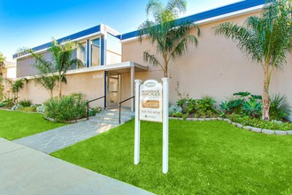 Boardwalk/Park Place Apartments in Granada Hills, CA - Building Photo - Building Photo