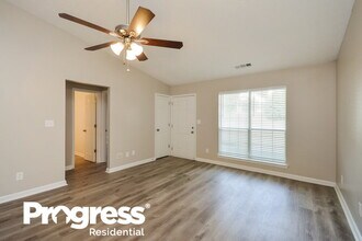 405 Village Cir in Stockbridge, GA - Building Photo - Building Photo