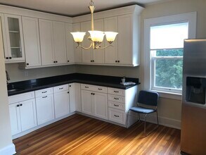 2101 Park Ave, Unit 2 in South Plainfield, NJ - Building Photo - Building Photo