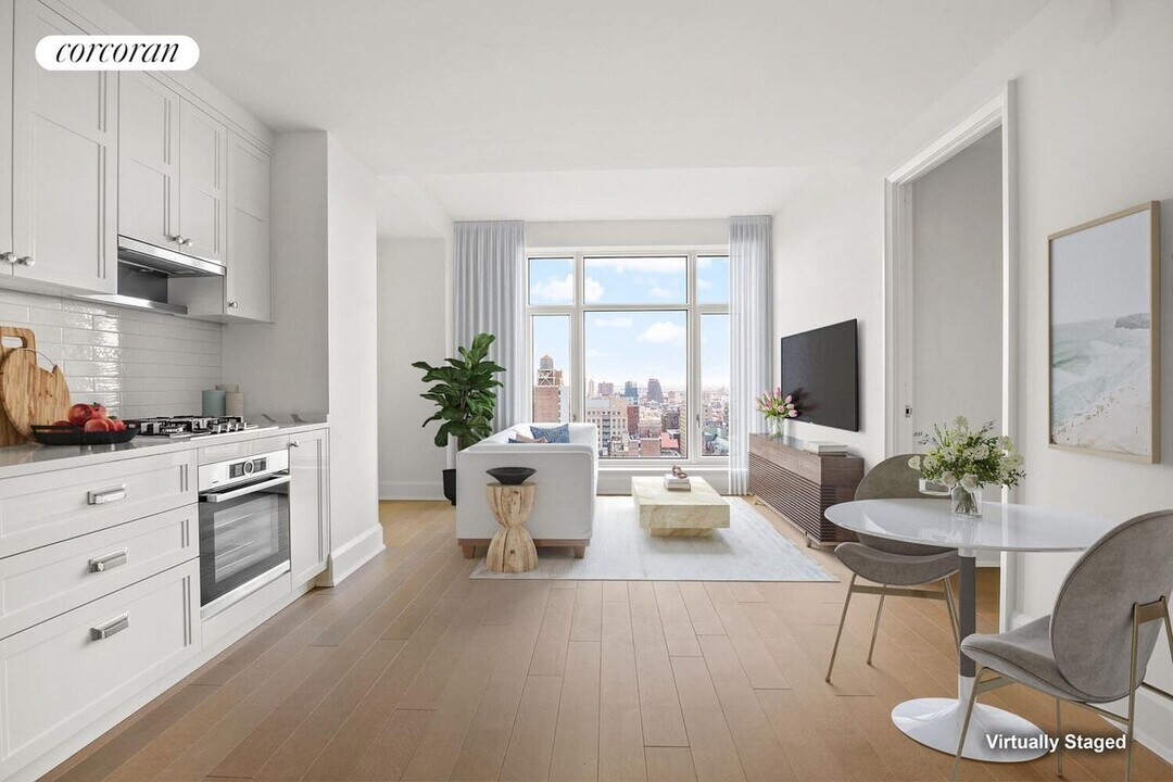 100 Claremont Ave in New York, NY - Foto de edificio