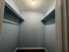 2820 Pakenham Dr in Chalmette, LA - Building Photo - Building Photo