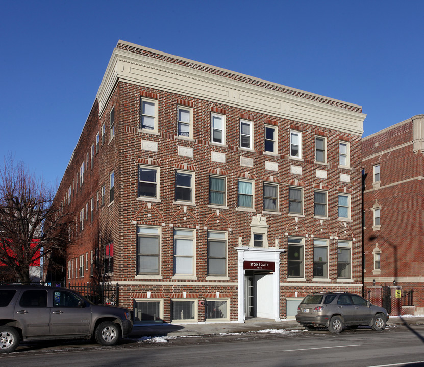 Stonegate Apartments in Indianapolis, IN - Building Photo