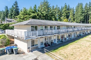 15008 26 Av in Surrey, BC - Building Photo