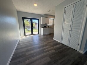 2038 SW 12th Ct in Delray Beach, FL - Building Photo - Building Photo