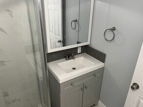 6018 Barton Ave, Unit #4 in Los Angeles, CA - Building Photo - Building Photo