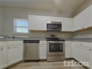 29 Carriage Hls Dr SE in Cartersville, GA - Building Photo - Building Photo