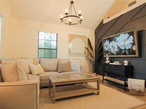 1308 San Bernard St in Austin, TX - Building Photo - Building Photo