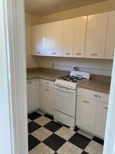 5330 France & 3908 West 54th St in Edina, MN - Building Photo - Interior Photo
