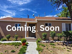 38369 16th St E in Palmdale, CA - Building Photo