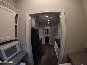 1235 Linden Pl in Jackson, MS - Foto de edificio - Building Photo