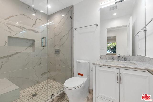 3444 S Bentley Ave in Los Angeles, CA - Building Photo - Building Photo