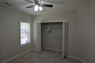 118 Canterbury Dr in Madison, AL - Foto de edificio - Building Photo
