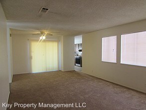 5340 Retablo Ave in Las Vegas, NV - Building Photo - Building Photo