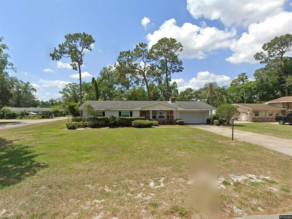 1551 Hobson St in Longwood, FL - Building Photo