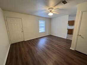 5708 Greengate Dr in Killeen, TX - Building Photo - Building Photo