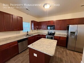 1771 Timber Cove Ct in Winston-Salem, NC - Building Photo - Building Photo