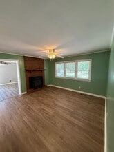 5313 Audrey Rd in Greensboro, NC - Foto de edificio - Building Photo