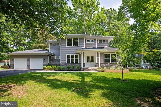 property at 1227 Cross Rd